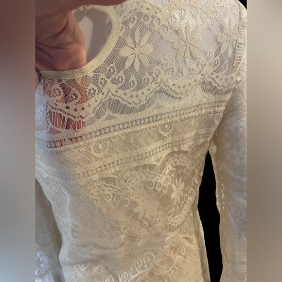 ✨Max Studio cream colored lace midi dress w/ built in slip! - Picture 12 of 16